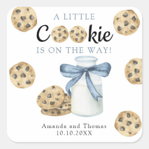 Ein kleines Cookie ist auf dem Weg Baby-Party Quadratischer Aufkleber
