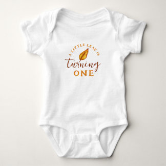 Ein kleines Herbstblatt-Baby wird Eins Baby Strampler