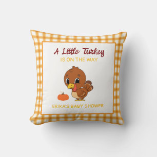 Ein kleines türkisches Babyduschengeschenk für den Kissen