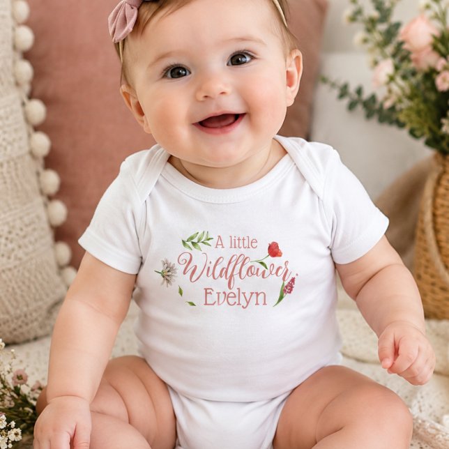 ein kleines Wildblume Baby Strampler (wildflower baby clothes watercolor baby girl first boho cute pink baby shower  blush flowers boho)