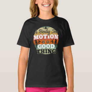 Ein Körper in Bewegung - Mädchen Gymnastik Mindset T-Shirt