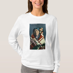 Ein Krähen-Inder Madonna und Kind T-Shirt