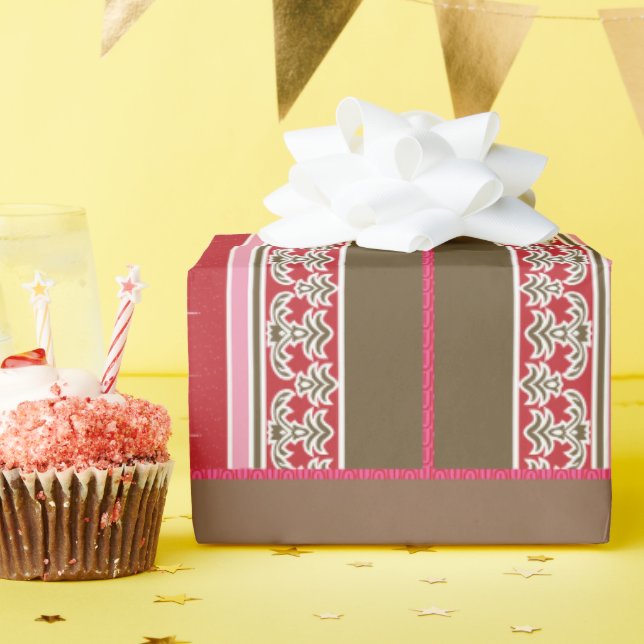 ein Kreuzstich mit rotem Hintergrund Geschenkpapier (Geburtstagsparty)