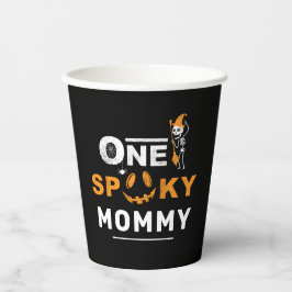 Ein kurioses Halloween-Mama, das Familiengewohnhei Pappbecher