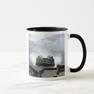 Ein LandungsbootLuftpolster Tasse