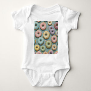 Ein Launiger Pastell-Donut-Traum Baby Strampler