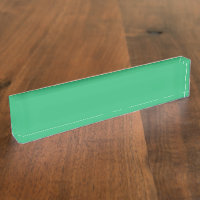 Ein lebendiges grünes Blatt mit prominenten Venen