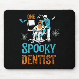 Ein leckeres Zahnarzt Beängstigendes Halloween-Ske Mousepad