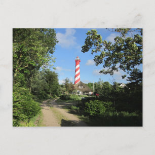 Ein Leuchtturm vor dem Haus Postkarte