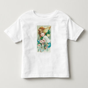 Ein liebevolles Gedanken-Mädchen mit Mütze Kleinkind T-shirt