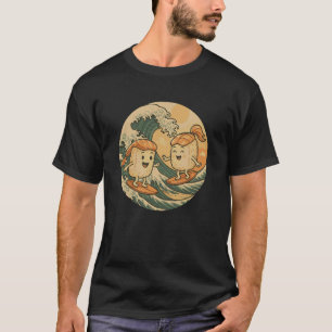 Ein lustiger Reis Sushi der Wellen fängt T-Shirt