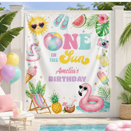 Ein Mädchen-am-Sonnentag-Poolparty-Geburtstagsbann Wandteppich