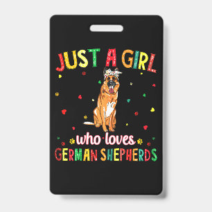 Ein Mädchen, das Deutsche Schäferhunde liebt Ausweis