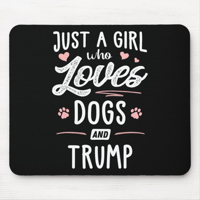 Ein Mädchen, das Hunde Liebe, und Trumps Gabe Love Mousepad (Vorne)