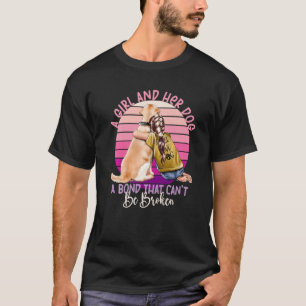 Ein Mädchen und ihr Hund eine Anleihe, die nicht z T-Shirt