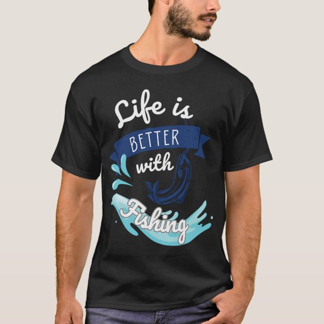 Ein Mädchen und ihre Begleiter T-Shirt (Vorderseite)