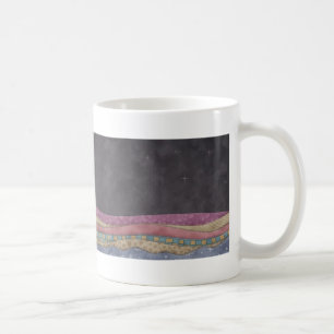 Ein Mädchen unter tausend Decken Kaffeetasse