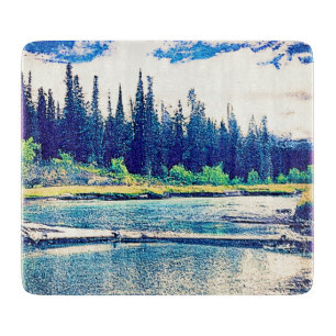 Ein majestätischer kanadischer Wildniswald. Jetzt  Schneidebrett