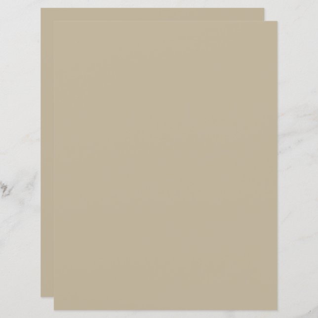 ein Mann in einem Anzug und Krawatte stehend vor e (Vorne/Hinten)