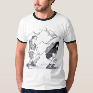 Ein Mann und eine Frau wandern mit Rucksäcken eine T-Shirt