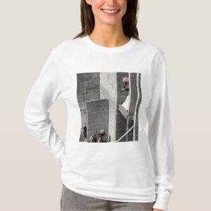 Ein Marine- und Rollenspielfeind T-Shirt