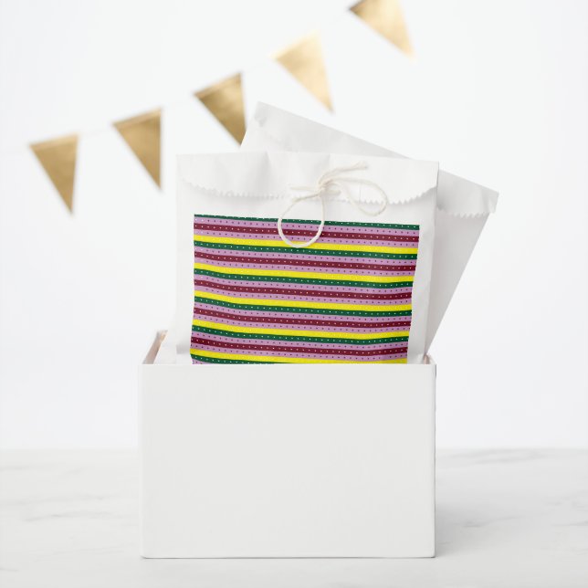 ein mehrfarbiger Streifen mit Punkten Geschenktütchen (Party)