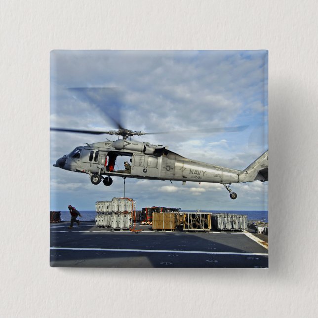 Ein MH-60er Seahawk bereitet sich darauf vor, Muni Button (Vorderseite)