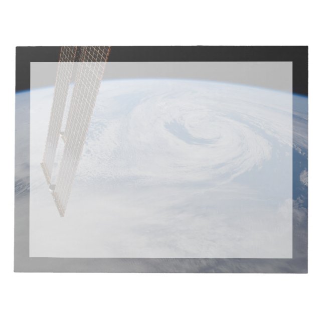 Ein mittelatlantisches Tiefdrucksystem. Notizblock (Vorderseite)