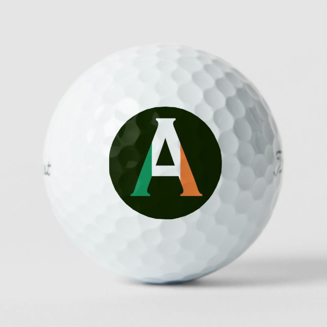 Ein Monogramm überlagerte sich auf irischer Flagge Golfball (Vorderseite)