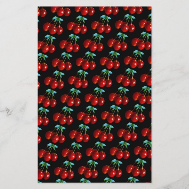 Ein Muster der roten Kirschen auf den Blätter der  (Vorderseite)