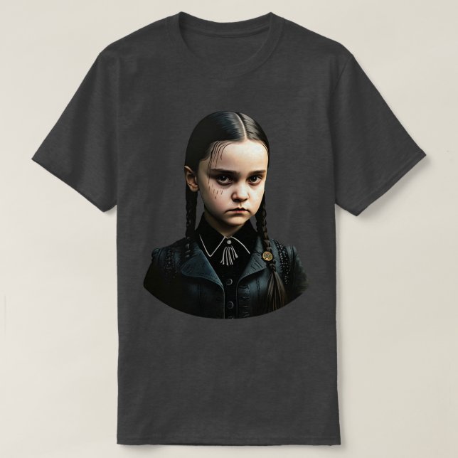 Ein mysteriöses Mädchen Mittwoch 2 T-Shirt (Design vorne)