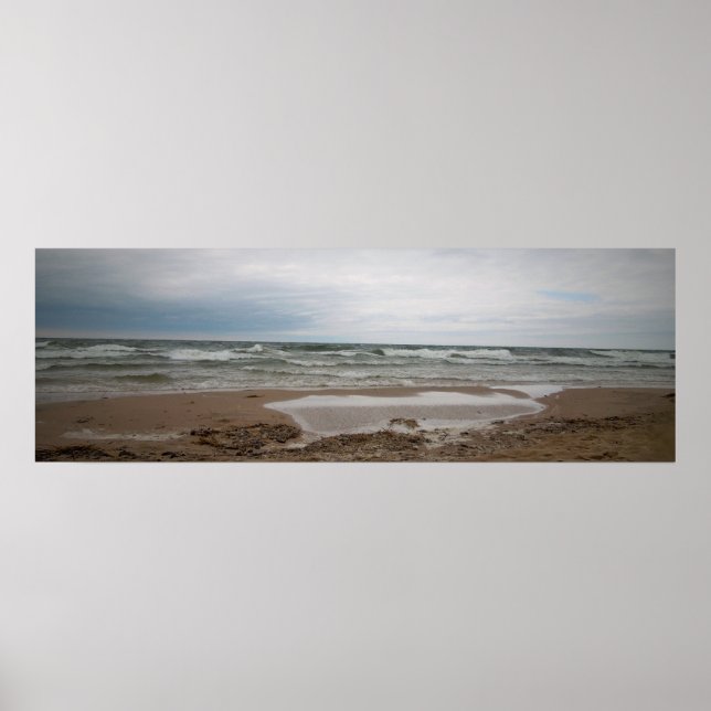 Ein nebeliger Tag am Strand Poster (Vorne)