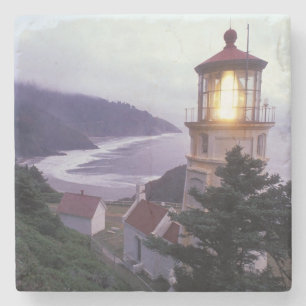 Ein nebiger Tag an der Küste von Oregon in der Hec Steinuntersetzer