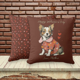 ein niedlicher Chihuahua auf einer Valentintagskar Kissen
