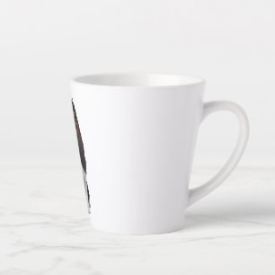 Ein niedlicher Hund König Charles Spaniel Milchtasse