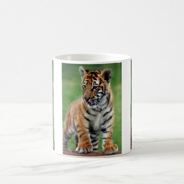 Ein niedlicher Tiger Kaffeetasse (Mittel)