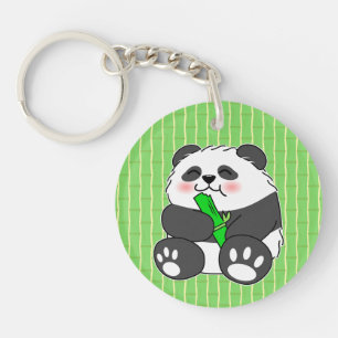 Ein Niedliches Baby Panda, das Bamboo Stalk isst Schlüsselanhänger