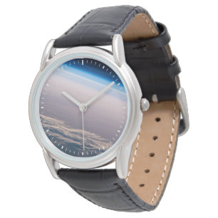 Ein orbitaler Sonnenuntergang vor der Küste von Ca Armbanduhr