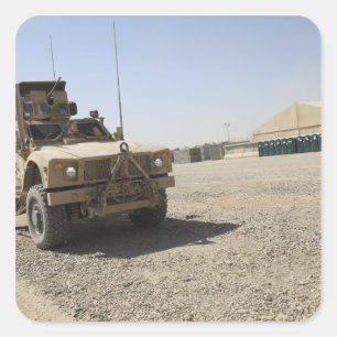 Ein Oshkosh M-ATV 2 Quadratischer Aufkleber