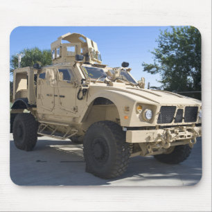 Ein Oshkosh M-ATV Mousepad