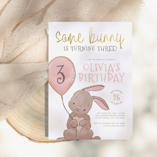 Ein paar Bunny Watercolor Pink & Gold Geburtstagsp Einladung