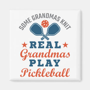 Ein paar Grandmas Strick Grandmas spielen Pickleba Magnet