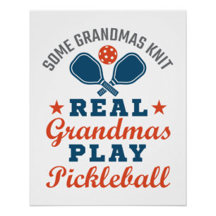 Ein paar Grandmas Strick Grandmas spielen Pickleba Poster