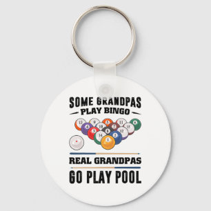 Ein paar Grandpas spielen Bingo Schlüsselanhänger