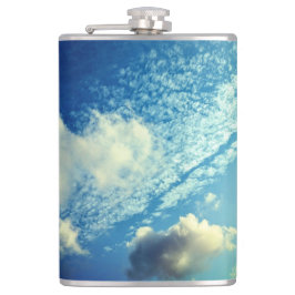 Ein paar vereinzelte Wolken Flachmann