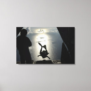 Ein Parareskuemer der Luftwaffe Leinwanddruck