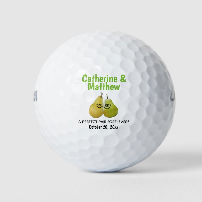 Ein perfekter paarweicher Cartoon Pear Gastgeschen Golfball (Vorderseite)