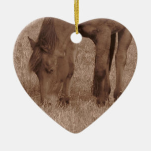 Ein Pferd lässt auf Weide weiden Keramik Ornament