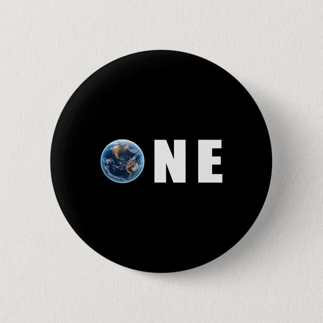 Ein Planet kümmert sich um das Outfit-Geschenk des Button (Vorderseite)
