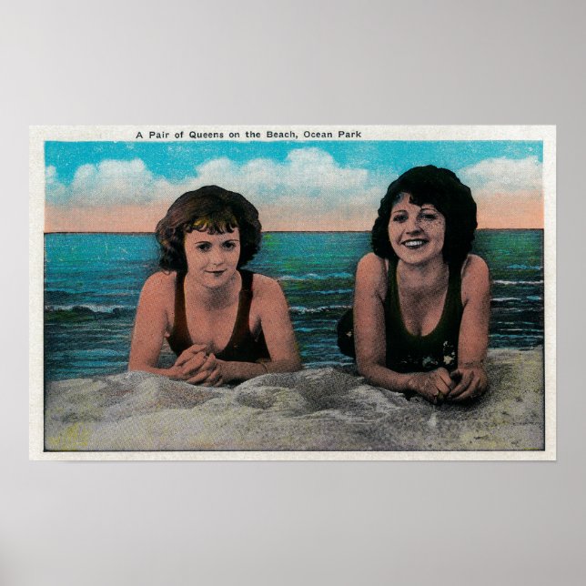 Ein Queens-Paar am Strand, Ocean Park Poster (Vorne)